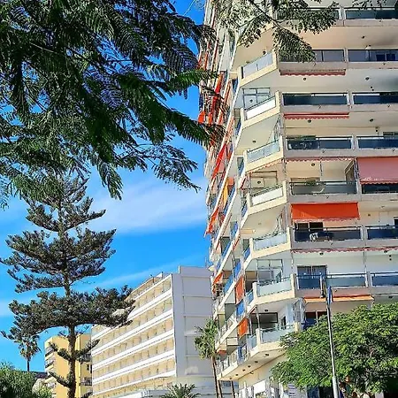 Apartment Comodoro *